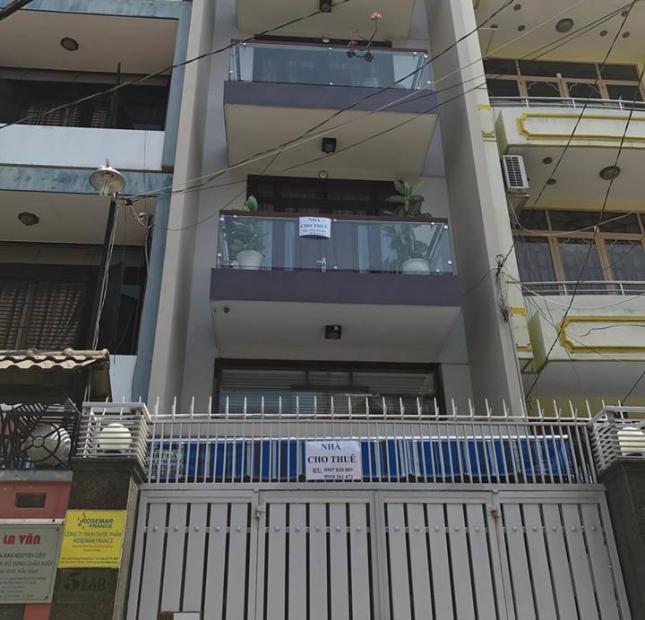 Chính chủ bán gấp nhà hẻm 6m đường Nguyễn Văn Đừng quận 5, 3 lầu giá chỉ 9.2 tỷ