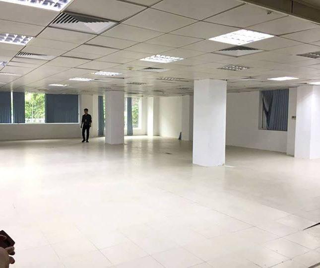 Cho thuê các loại hình văn phòng tại tầng 6 tòa nhà Trần Quốc Toản diện tích 183m2 Hà Nội.