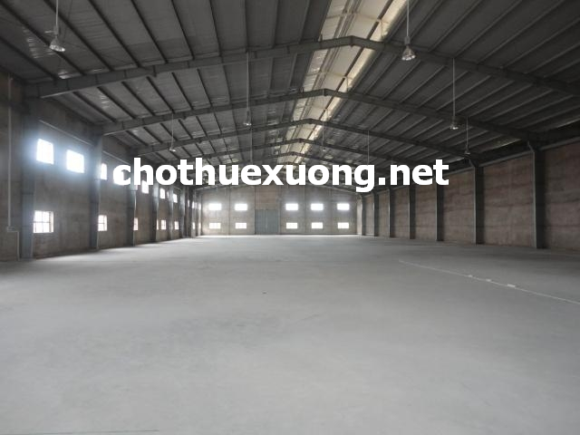  Cho thuê xưởng đẹp tại Phú Diễn Từ Liêm Hà Nội DT 2015m2 giá tốt lhe 0966 398 919