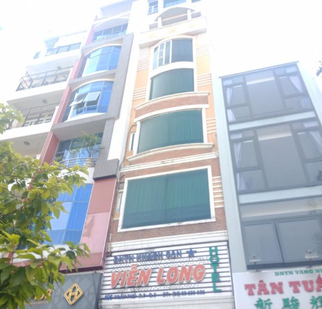 Cần bán gấp nhà MT đường Trần Phú, P.7, Quận 5, thuận tiện kinh doanh mọi ngành nghề.
