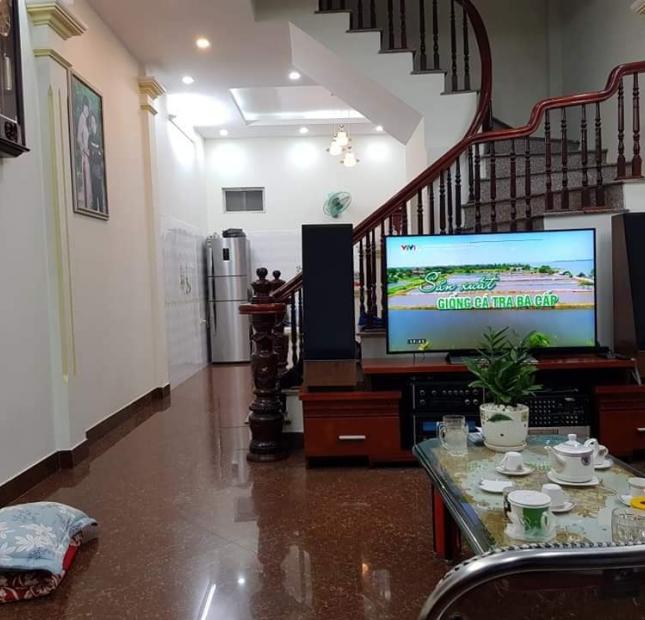 Bán nhà riêng P Quang Trung Hà 60M, gần chợ Hà Đông, đầy đủ nội thất
