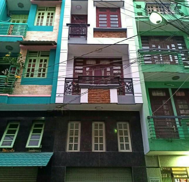 Bán nhà hẻm xe hơi quay đầu góc 2 mặt tiền Nguyễn Trãi Q5, 3 tầng , nhà đẹp 