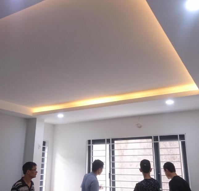 Bán nhà mới 5T 34m2 tại Ngõ Quỳnh,Quỳnh Lôi,HBT,cách trường chưa đến 40m,oto gần cổng,ảnh thật