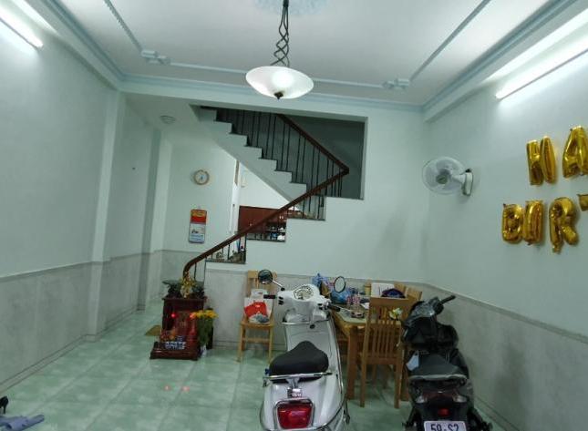 nhà hẻn 2.5m Trần Bình Trọng, Bình Thạnh, rộng 4.5 dài 12 giá 8.5 Tỷ