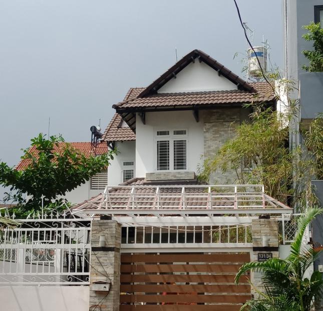 Bán villa Nguyễn Văn Hưởng, DT: 246m2 1 trệt 1 lầu giá chỉ: 22 tỷ