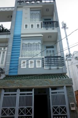 Nhà hẻm Nguyễn Hồng Đào, DT: 4x20, 3 tầng, giá chỉ 7 tỷ: