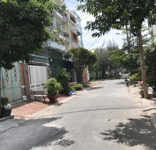 Bán nhà mới sửa full nội thất khu dân cư Nam Long Phú Thuận q7