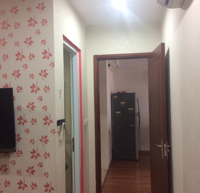 Cho thuê căn hộ 2 ngủ full giá 9,5tr Chung cư Green Stars: Liên hệ: 0888486262.