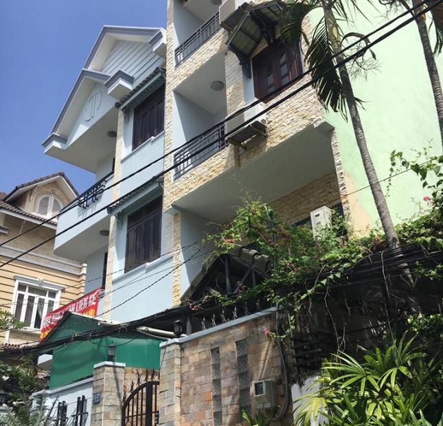 Bán nhà gần đường Nguyễn Văn Hưởng, Trúc Đường, Thảo Điền, quận 2. DT 10x11m Gía 16.8 Tỷ