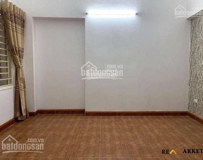 Bán nhà 210 Xã Đàn Đống Đa, 45M2 5 tầng, MT4, 4.9 tỷ.