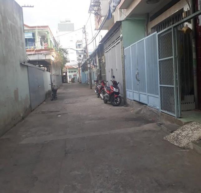 Nhà bán đường Nguyễn Tri Phương , Quận 10, 4x11 giá sóc 4,5 tỷ