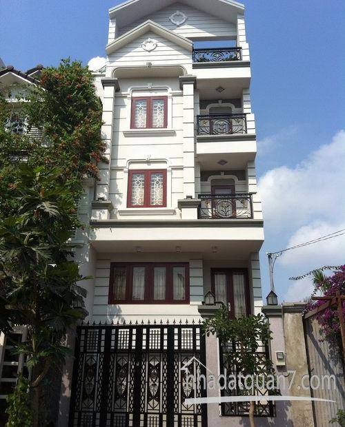 Cần bán nhà hai mặt tiền đường Hoàng Hoa Thám Quận Tân Bình.140 m2 giá chỉ 27 tỷ.