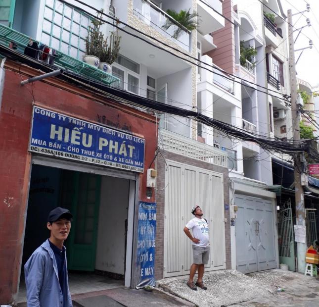 Bán rẻ nhà MT Nguyễn Biểu, phường 2, Q5, (3.6x14m) 3 lầu, giá: 17.4 tỷ