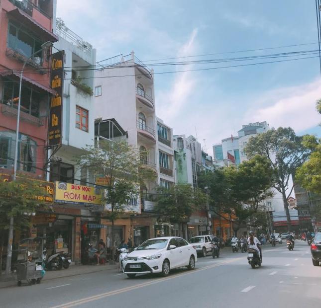 Bán tòa nhà MT 3/2, Q10, DT 8x20m, hầm 10 lầu, đang cho thuê 300tr/th, giá 86 tỷ