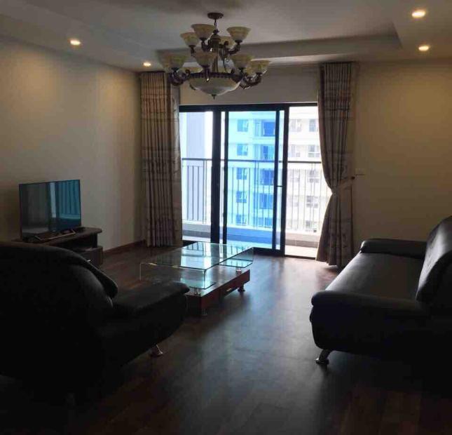 Ebu.vn - Chủ nhà cần bán nhanh căn hộ 150,35m2, full nội thất. L/h: 0986021296