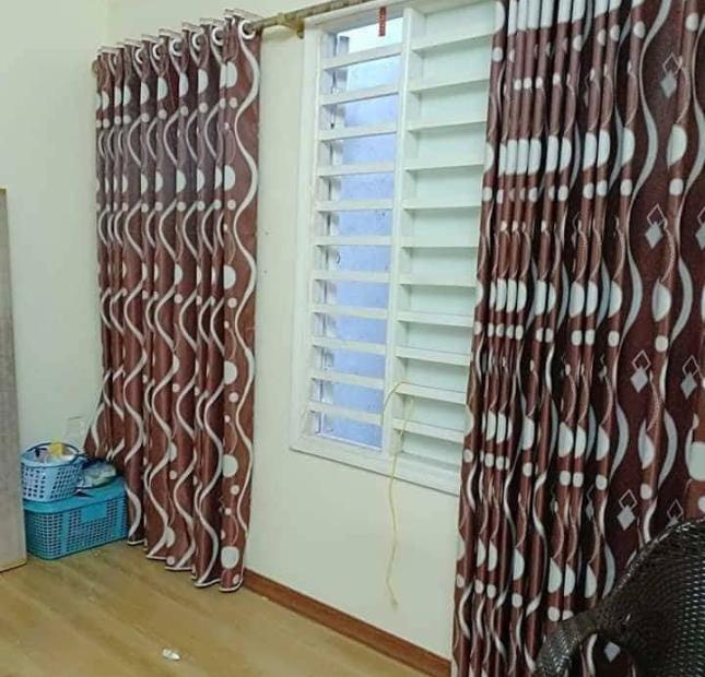 Bán gấp nhà đẹp phố Khương Trung, diện tích 31m2 x 4 tầng, giá 2,15 tỷ. LH: 0984094326