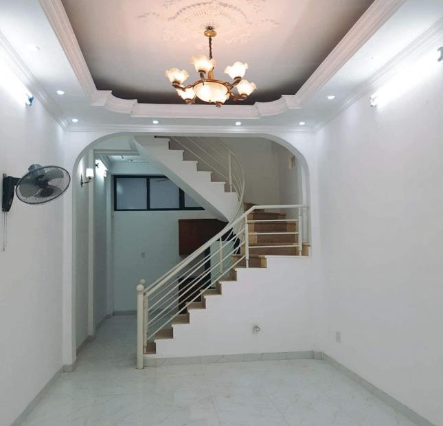 Bán Nhà ngõ 117 Thái Hà – Đống Đa, S: 47m2 x 4T,ở luôn, Giá 4,7 tỷ