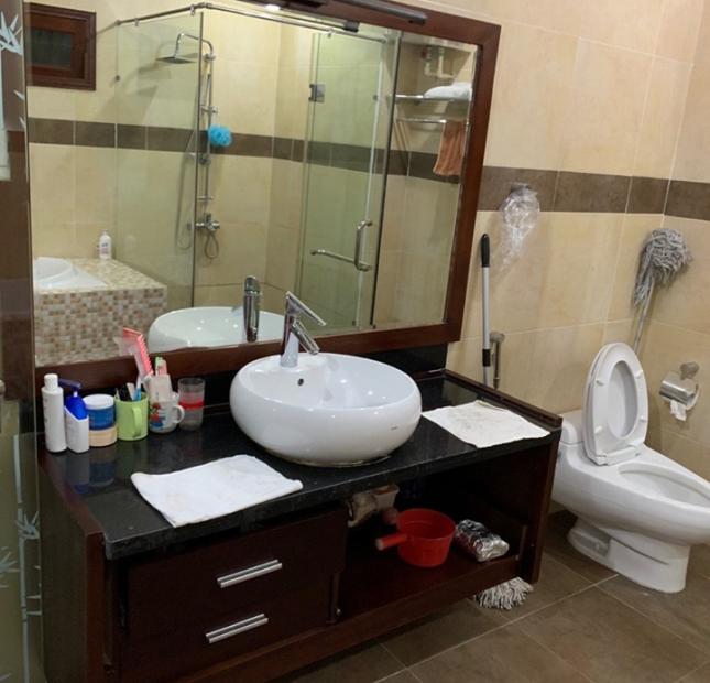 Hạ giá bán nhà tặng nội thất đẹp, hiện đại ở Vũ Tông Phan, giá 6.1 tỷ