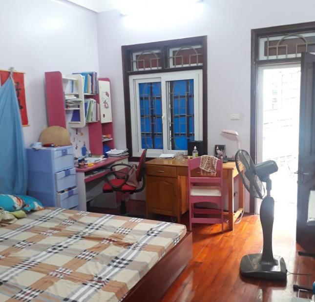 KHU VIP DỊCH VỌNG -65M* 4 TẦNG –MT 4M- NHÀ ĐẸP - Ô TÔ TRÁNH - VỈA HÈ - THOÁNG TRƯỚC SAU. 0985836182.
