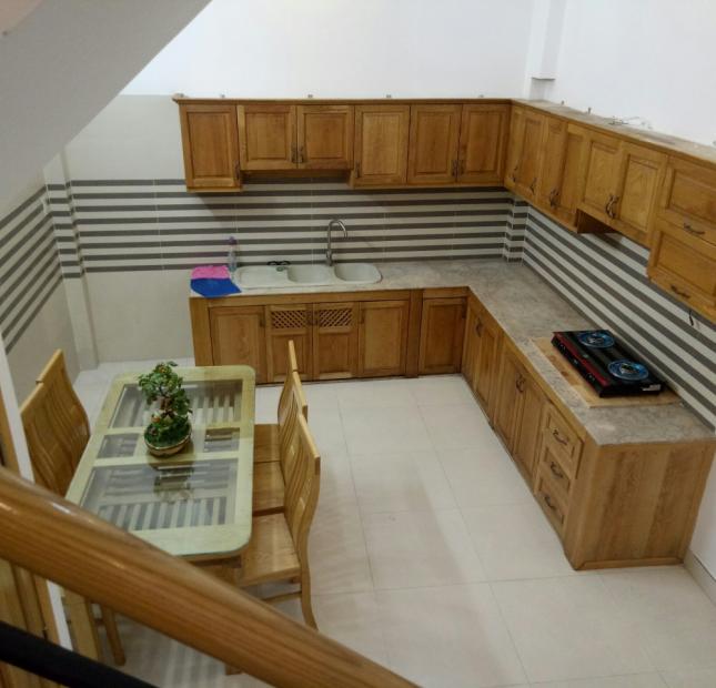 Cần tiền cho con du học bán nhà 2 mặt tiền Trần Tuấn Khải quận 5 4.3x17m 2 lầu giá chỉ 21.3 tỷ