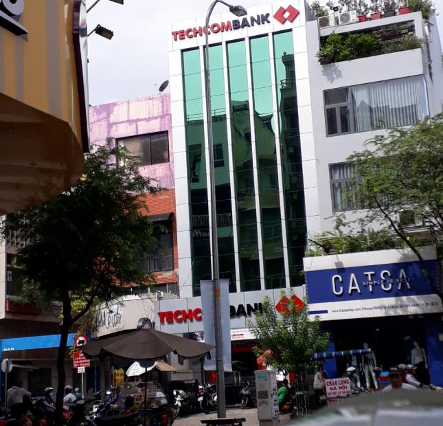Kẹt tiền bán gấp nhà Trần Bình Trọng, Q. 5, DT: 4.5m x 17m, 1 trệt, 2 lầu, giá bán 21 tỷ.