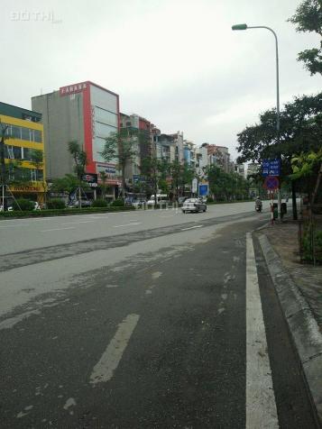 Bán đất mặt phố Hoàng Cầu - Yên Lãng, 315m2, mặt tiền 15m, 106 tỷ.