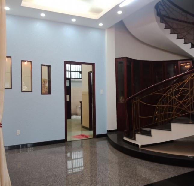 Bán nhà mặt tiền đường Vĩnh Viễn, phường 14, quận 10. Diện tích 4.2x16m vuông vức, T 3L ST