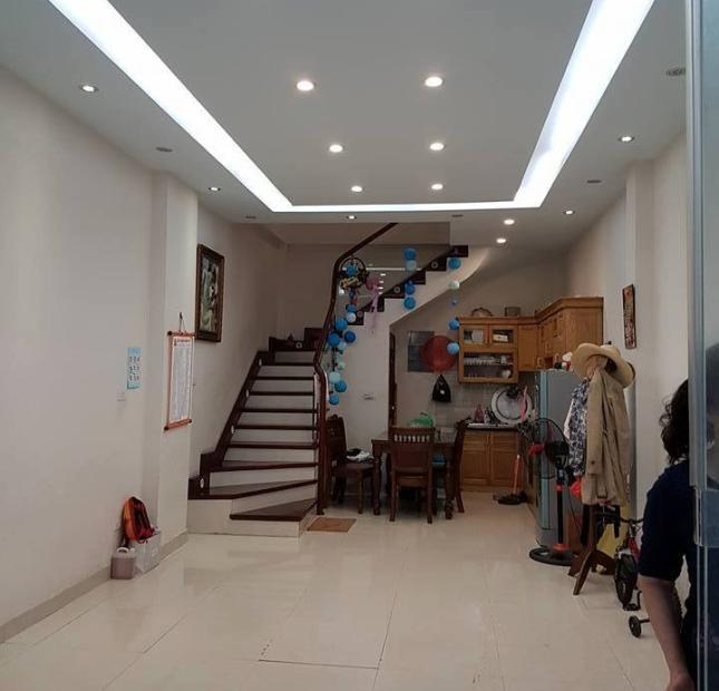 Bán nhà phố Quan Hoa – Nhà mới ở luôn – Thiết kế hoàn hảo – Trung tâm Cầu Giấy