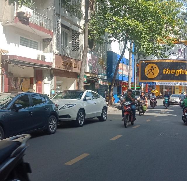 Bán nhà MT Lý Thường Kiệt - Tăng Bạt Hổ Q5 (4x27m), giá 18.5 tỷ TL