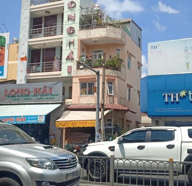 Chính chủ bán gấp MT Nguyễn Hồng Đào gần Bàu Cát Đôi giá siêu rẻ chỉ hơn 9 tỷ cao 3 tầng