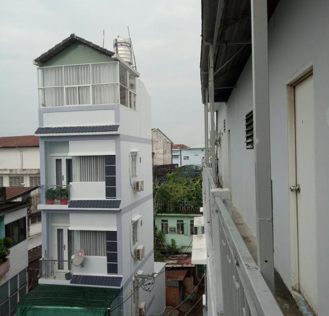 Bán nhà MT đường Nguyễn Tri Phương Q.10, gần 3 Tháng 2, DT:3,8x15m. 3 lầu