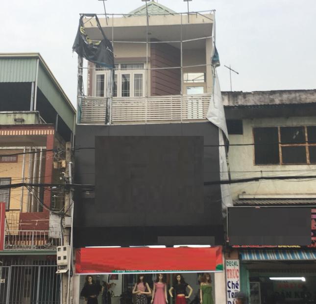 Cho mặt kinh doanh ngay trung tâm thành phố Thủ Dầu Một shop quần áo ngay mặt tiền cách mạng tháng tám, đông dân cư.