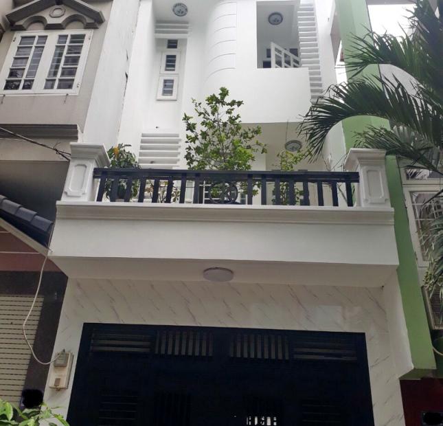 Bán nhà 2 lầu đẹp mặt tiền đường Nam Long Phường Tân Thuận Đông Quận 7.