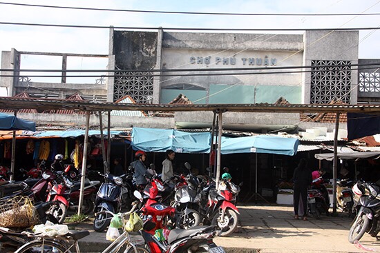 Bán Mặt tiền chợ Phú Thuận, Quận 7 , Giá bán: 10.5 tỷ (100m2)