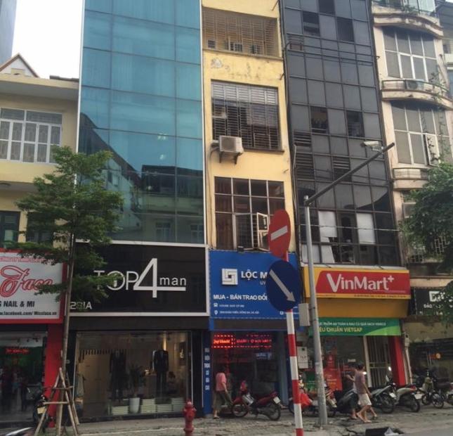 Cho thuê nhà mặt phố Nguyễn Khuyến 100m2x4 tầng, lô góc 20m mặt tiền