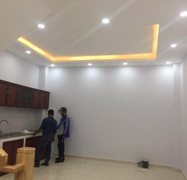 Bán nhà hẻm 62 Lâm Văn Bền, Quận 7, DT 5.3x10m, trệt lầu, giá 3.65 tỷ