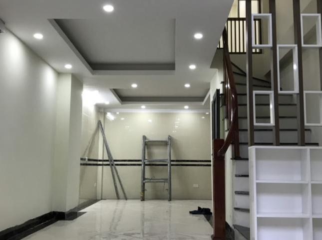 Bán nhà 38m2, mặt ngõ thông, kinh doanh, tại Hà Trì, giá 2,7 tỷ. LH 0942487075