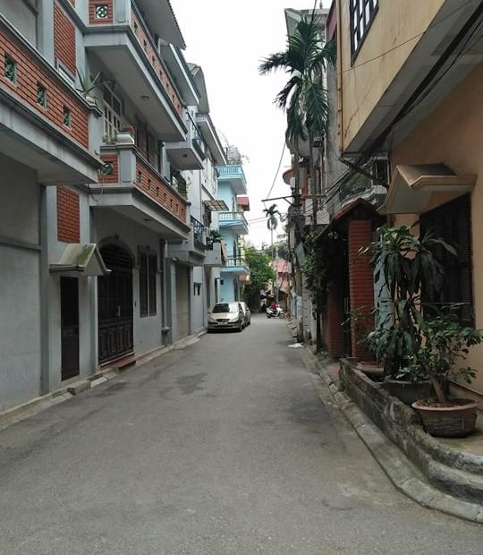 Bán đất Tổ 13 phố Sài Đồng, Long Biên, Hà Nội. Diện tích 149m2, giá 41tr/m2. Lh: 0936.358.981 