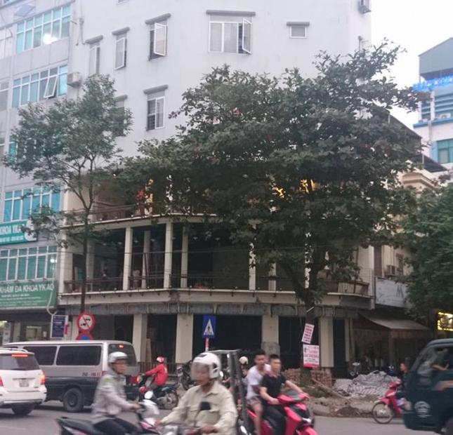 Cho thuê nhà mặt phố Nguyễn Văn Lộc lô góc mặt tiền 20m.