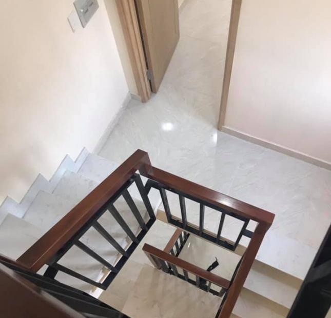 Bán Nhà Lê Văn Sỹ, 54m2, 3 Tầng Sân Thượng Giá 7 Tỷ