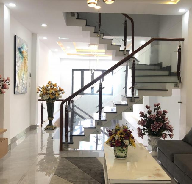  Nhà mặt phố kinh doanh cuối đường Lê Đức Thọ ngay Metro quận 12