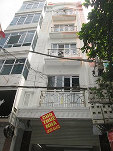 Cho thuê nhà 7 tầng, thang máy mặt phố Lạc long Quân, Tây hồ. Giá: 35 triệu/tháng.