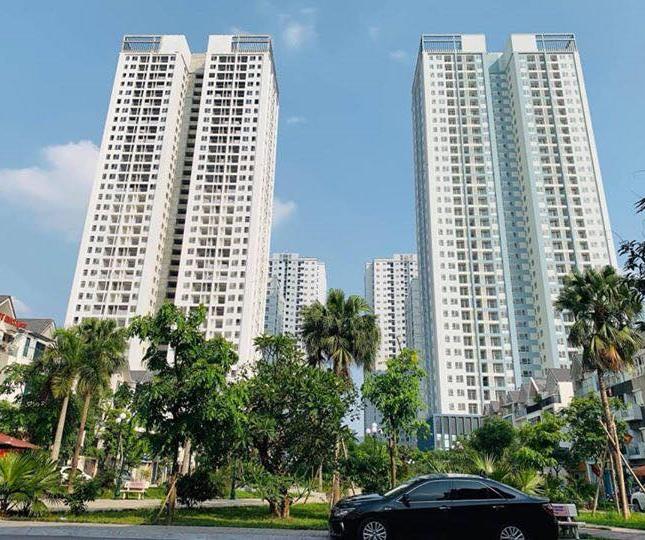 Bán chung cư A10 Nam Trung Yên căn hộ 2 phòng ngủ 72m2 suất ngoại giao giá 2,4 tỷ