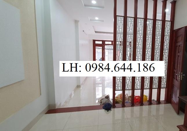 Nhà mặt phố quận Hà Đông kinh doanh sầm uất. 8 tầng giá 8 tỷ. LH 0984644186.