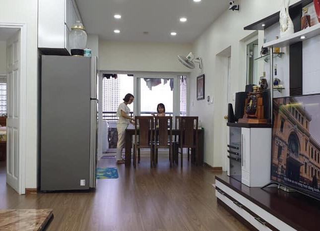 cần bán nhà chung cư ở Kim Giang, 2,35 tỷ đã có nội thất, sổ hồng chính chủ