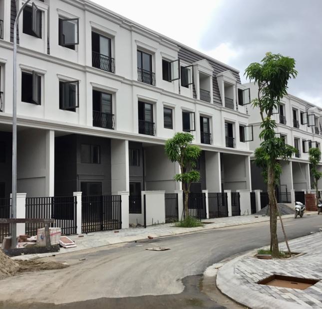 Bán nhà mới xây 2019 tại Bãi Cháy- Oto đỗ cửa- 2,2 tỷ