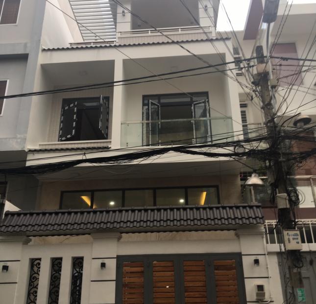 Bán nhà Hẻm Xe Hơi Trần Hưng Đạo P1 Q5 DT:5x13m 10 tỷ thương lượng.