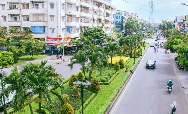 Cho Thuê Nhà Hàng 143 Phan Xích Long: 8x 16m, 6 Tầng, Giá 250 Triệu