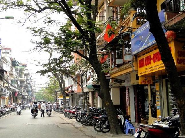 Bán nhà mặt phố Hàng Quạt, quận Hoàn Kiếm, 31m2, 5 tầng, Kinh doanh, Giá 19 tỷ
