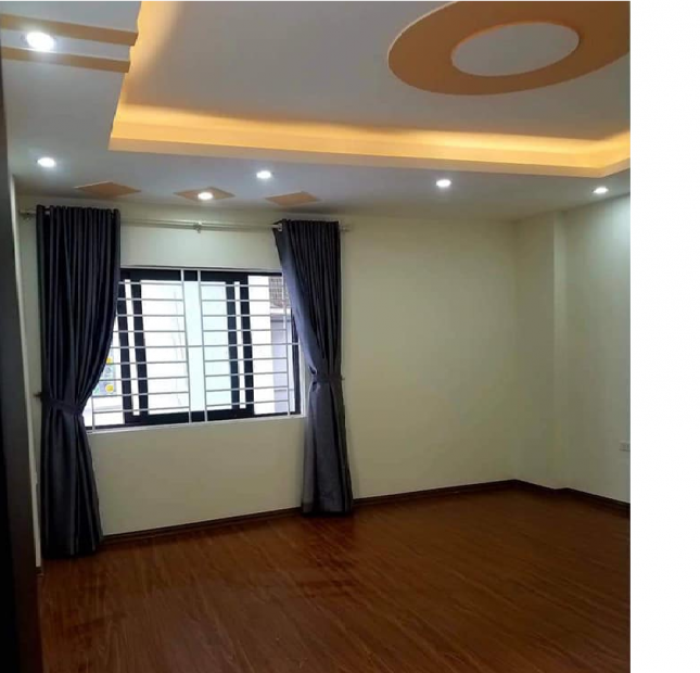 Bán gấp nhà đẹp phố Trương Định, diện tích 38 m2 x 3 tầng, giá 1,86 tỷ. LH 0984094326